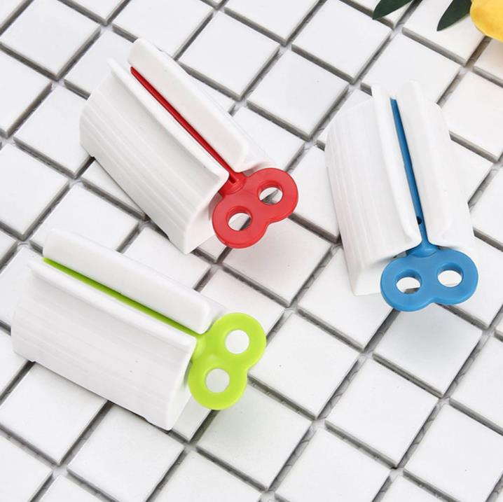 Toothpaste Dispenser Tube Squeezer Tooth Paste Squeezer Facial Cleanser Press Rolling Holder Bathroom Accessories for Kids