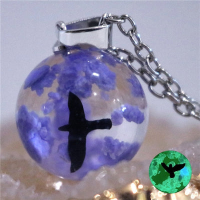 Chic Transparent Resin Rould Ball Moon Pendant Necklace Women Blue Sky White Cloud Chain Necklace Fashion Jewelry Gifts for Girl