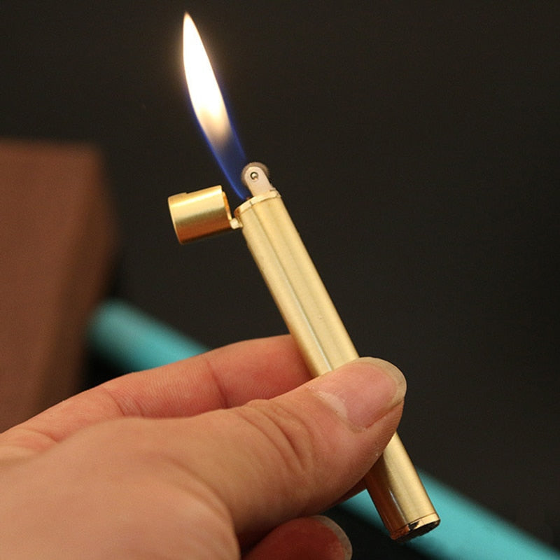 Mini Compact Torch Lighter Free Fire Butane Gas Metal Cigarette Shaped Lighter Grinding Wheel Pocket Lighter Smoking Accessories