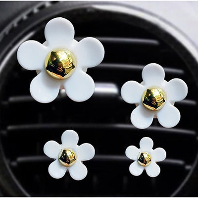 4 pcs car outlet vent perfume clip small daisy air conditioning aromatherapy clip car interior decoration supplies air freshener